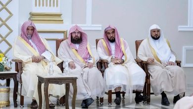 صورة «السديس» يشيد بجهود رجال الأمن في العناية بأمن وسلامة وحماية ضيوف الرحمن