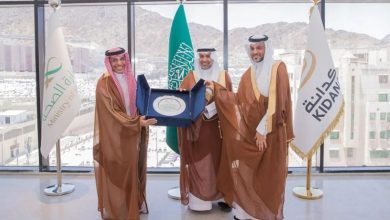 صورة وزير الصحة يكرم الهيئة الملكية و«كِدانة» تقديرًا لإنجاز مستشفى طوارئ في مشعر منى خلال 30 يومًا
