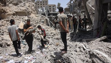 صورة شهداء وجرحى في تجدد قصف الاحتلال مناطق متفرقة في قطاع غزة