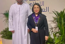 صورة هونغ شيانغ تشي تدخل ساحة الإنتاج العربي من بوابة قمة الإعلام في دبي… وتتأهب للسوق المصري