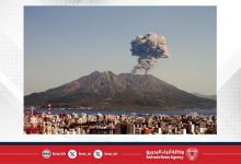 صورة ساكوراجيما يطلق أعمدة رماد بارتفاع 3,000 متر فوق كاجوشيما