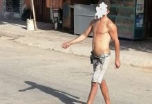 صورة مختل ينهي حياة شخص بالشارع العام بتارودانت