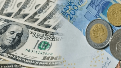 صورة سعر صرف الدرهم يتحسن مقابل الدولار ويتراجع أمام اليورو