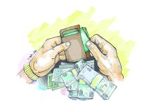 صورة أوروبي يستأجر 3 سيارات فارهة دون دفع الإيجار