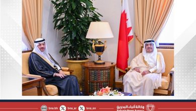 صورة سمو الشيخ علي بن خليفة آل خليفة يستقبل السفير السعودي