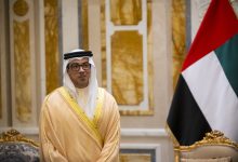 صورة منصور بن زايد يغادر الكويت في ختام زيارته الرسمية
