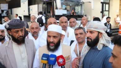 صورة وزير الأوقاف والإرشاد يدشّن عملية تصعيد حجاج اليمن إلى المشاعر المقدسة