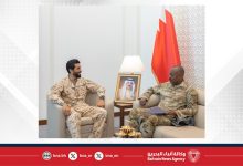 صورة سمو الشيخ ناصر بن حمد يستقبل الملحق العسكري بسفارة الولايات المتحدة لدى البحرين