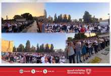 صورة عشرات الآلاف يؤدون صلاة عيد الأضحى في المسجد الأقصى المبارك