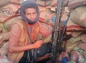 صورة ضيف يتحوّل إلى ضحية: جريمة مروّعة تهز الضالع.. رفيق السلاح يقتل ويطمس جثمان زميله في الخفاء!