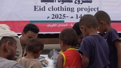 صورة “الهلال الأحمر” تدعم مشروع كسوة العيد في الحديدة وتعز باليمن