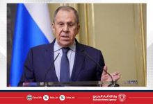 صورة وزير الخارجية الروسي يبحث هاتفيًا مع نظيره المجري مجالات التعاون والقضايا الإقليمية والدولية 