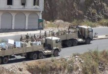 صورة جماعة الحوثي تقوم بتهريب أسلحتها عبر   عشرات المركبات المموهة وتعزز مواقعها على جبهات التماس مع قوات الشرعية بعدة محافظات