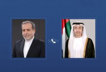 صورة عبدالله بن زايد يدين خلال اتصال هاتفي مع عراقجي الاستهداف العسكري الإسرائيلي لإيران