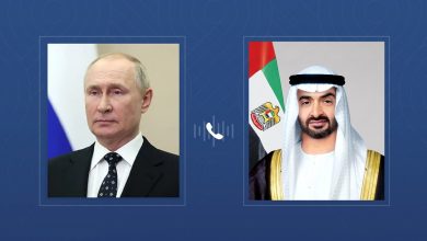 صورة رئيس الدولة والرئيس الروسي يبحثان هاتفيا سبل احتواء التصعيد في المنطقة