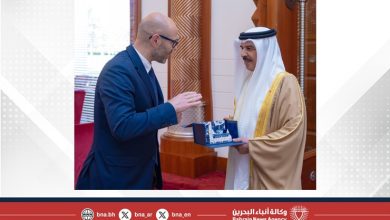 صورة جلالة الملك المعظم يستقبل الأمين العام للمحكمة الدائمة للتحكيم