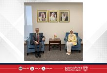 صورة وزيرة الصحة تستقبل سفير الولايات المتحدة الأمريكية لدى مملكة البحرين