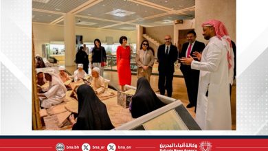 صورة على هامش زيارته الرسمية لمملكة البحرين .. الأمين العام للمحكمة الدائمة للتحكيم يزور متحف البحرين الوطني
