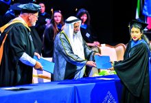 صورة سلطان القاسمي يشهد تخريج الدفعة الثالثة من طلبة أكاديمية الشارقة للفنون الأدائية