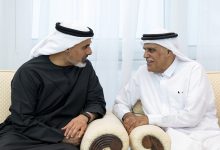 صورة ولي عهد أبوظبي يقدّم واجب العزاء في وفاة محمد إبراهيم عبيدالله