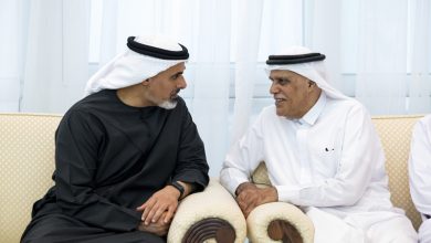 صورة ولي عهد أبوظبي يقدّم واجب العزاء في وفاة محمد إبراهيم عبيدالله
