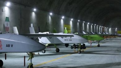 صورة النظام الإيراني يبدأ التحرك لنقل وتوطين  برنامجه العسكري لتصنيع وتطوير الصواريخ والطائرات المسيّرة الى مناطق سيطرة الحوثيين والحكومة اليمنية توجه تحذيرا عاجل