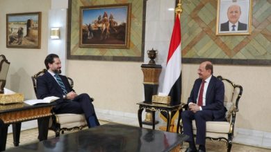 صورة الحكومة اليمنية توجه طلبا جديداً للإدارة الأمريكية والزنداني يصر على تمسكه بالسلام  مع الحوثيين