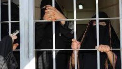 صورة صرخات خلف القضبان.. تحالفات حقوقية تكشف مآسي النساء في سجون الحوثيين