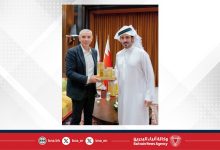 صورة خالد بن حمد يستقبل رئيس الاتحاد الدولي للترايثلون