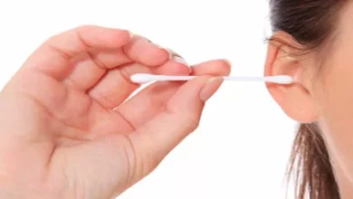 صورة علامة في شمع الأذن تدل على الإصابة بمرض باركنسون