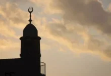 صورة ما حكم قراءة القرآن عبر مكبر الصوت قبل صلاة الفجر والجمعة؟.. الإفتاء ت