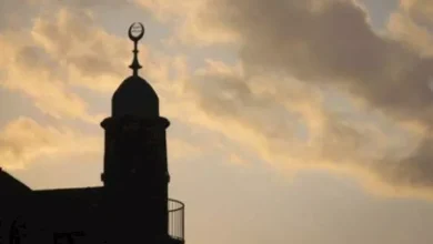 صورة ما حكم قراءة القرآن عبر مكبر الصوت قبل صلاة الفجر والجمعة؟.. الإفتاء ت