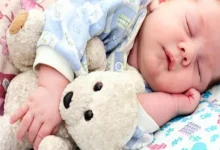 صورة كيف تؤثر العلاقات الأسرية على نوم الأطفال؟