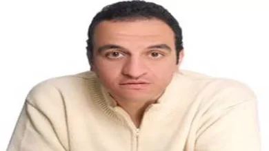 صورة وفاة والدة الفنان هشام إسماعيل.. تعرف على موعد ومكان الجنازة
