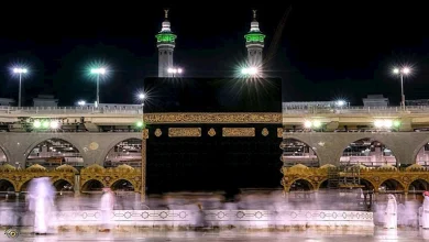 صورة سبب كسوة الكعبة بالأسود وحكم الأخذ منها.. 7 معلومات مهمة يكشف عنها الأ