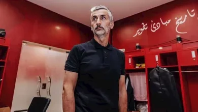 صورة تعود للقرن التاسع.. سر الألفة الغريبة تجاه مدرب الأهلي الجديد