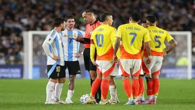 صورة مشادة كلامية بين ميسي ورودريجيز بمباراة الأرجنتين وكولومبيا (فيديو)