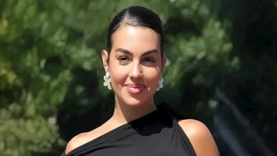 صورة بـ فستان جريء.. 10 صور ساحرة لإطلالة جورجينا في أحدث ظهور