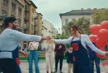 صورة المخرجة بتول عرفة تقدم تجربة غنائية درامية جديدة عبر كليبين لـ”عبيدة”
