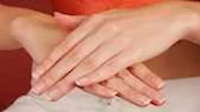 صورة انتبه.. 6 علامات على يديك تنذرك بالقاتل الصامت