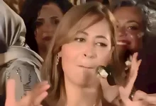 صورة منة شلبي ترقص بـ”الصاجات” في حفل زفاف منة عدلي القيعي (صور)