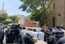 صورة 25 صورة من جنازة نجل الموسيقار صلاح الشرنوبي