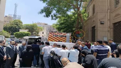 صورة 25 صورة من جنازة نجل الموسيقار صلاح الشرنوبي