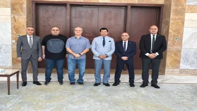 صورة وزير الرياضة يلتقي رئيس اتحاد رفع الأثقال والمدير الفني الجديد للمنتخب