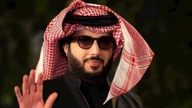صورة بالفيديو- المستشار تركي آل الشيخ يروج لنزال الملاكمة الأقوى في العالم