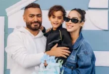 صورة “خرج من العناية المركزة”.. تامر حسني يكشف تطورات الحالة الصحية لنجله