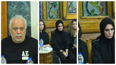 صورة تامر حسني وإيمان العاصي .. بالصور النجوم في عزاء والدة سارة وفيق