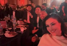 صورة دارين حداد تنشر صورة مع حمادة هلال وتعلق: “سيلفي المداحين”