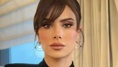 صورة صبا مبارك بفستان قصير وجريء.. كيف نسقت إطلالتها؟