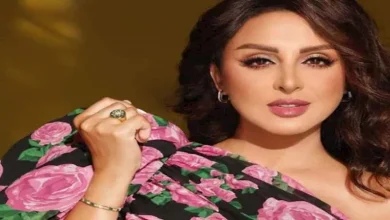 صورة أنغام تتألق بفستان ذهبي ساحر- كيف نسقت إطلالتها؟